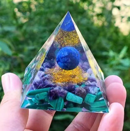 天然水晶碎石氣色脈輪能量塔冥想金字塔辦公室擺件