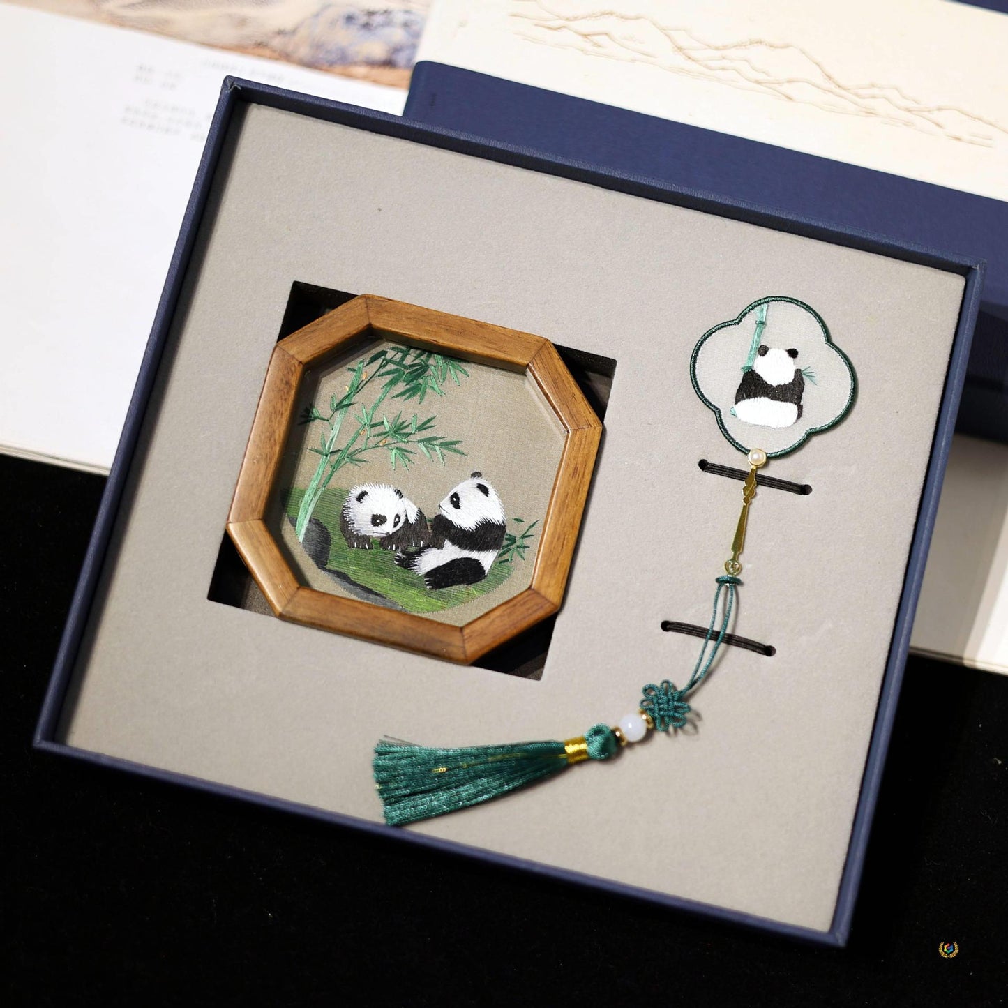 蘇繡手工雙面刺繡書簽胡桃木擺件中國風特色伴手禮